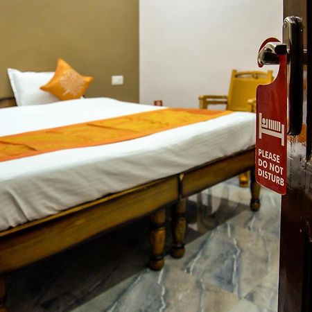 Oyo 7622 Varanasi Stays Ngoại thất bức ảnh