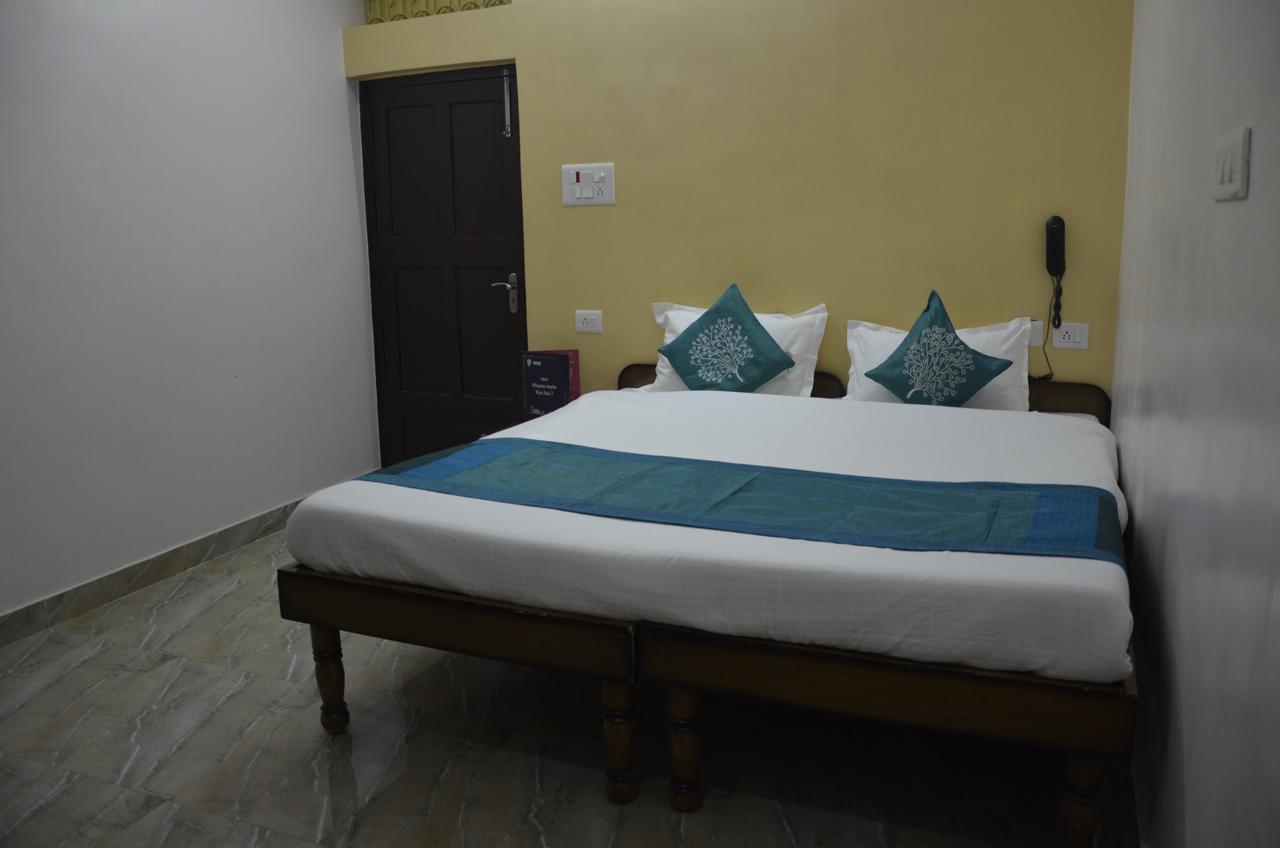 Oyo 7622 Varanasi Stays Ngoại thất bức ảnh