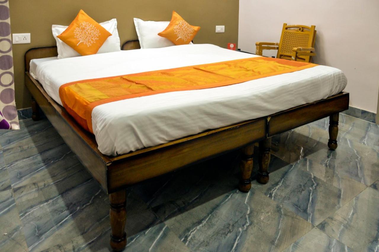 Oyo 7622 Varanasi Stays Ngoại thất bức ảnh